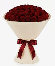 Букет 101 Бордовая роза Блэк Бакарра в Харовске