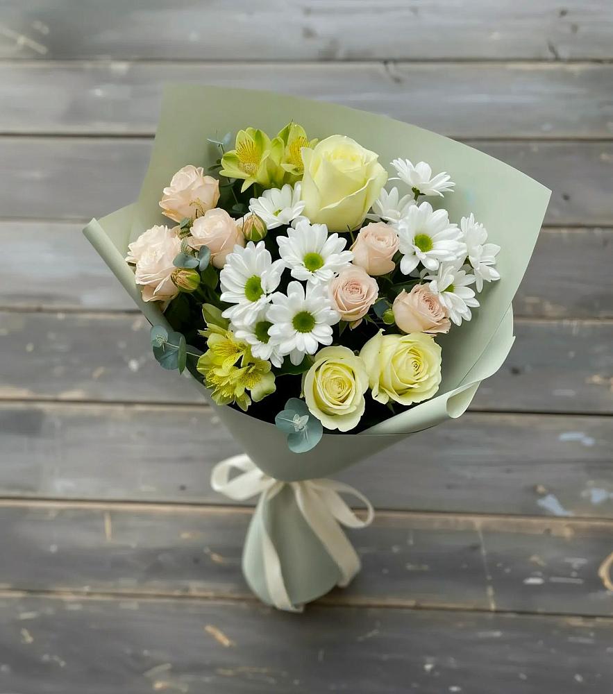 Букет цветов из: Альстромерии, Розы и Хризантемы в Харовске