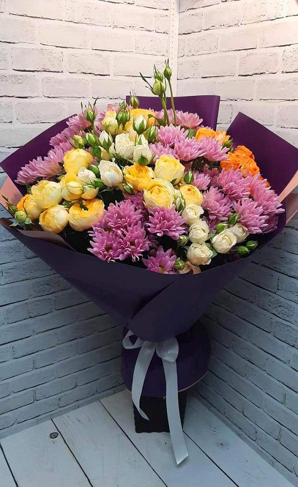 Букет цветов из: Хризантемы и Розы в Харовске