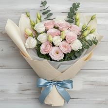 Букет цветов из:  Лизиантусы в Харовске