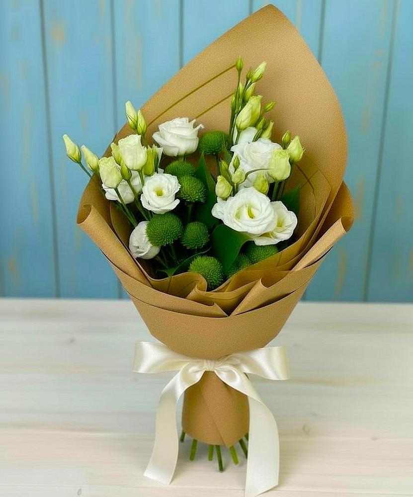 Букет цветов из: Хризантемы и Лизиантусы в Харовске