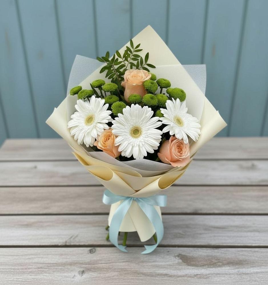 Букет цветов из: Герберы, Розы и Хризантемы в Харовске