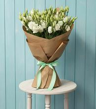 Букет цветов из:  Лизиантусы в Харовске