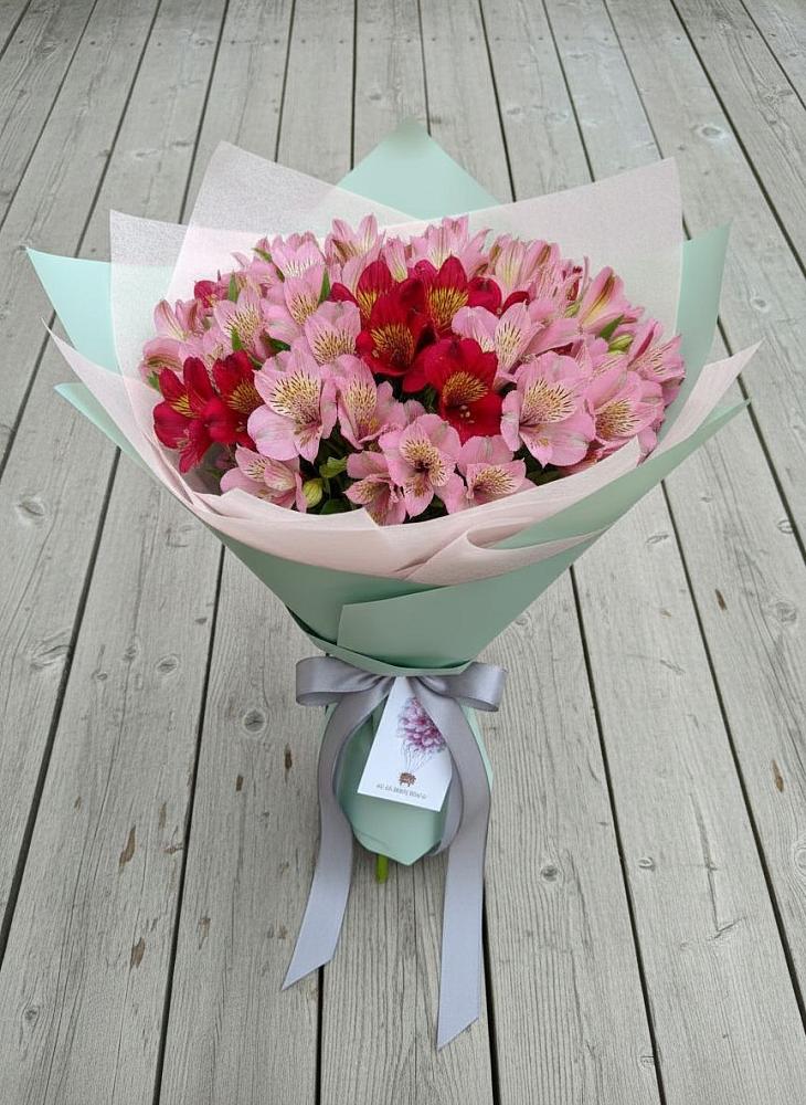 Букет цветов из: Альстромерии в Харовске
