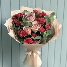 Букет цветов из:  Гвоздики и Розы #REPLACE_PRED# Харовске