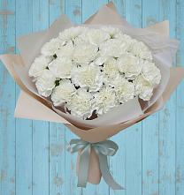 Букет цветов из:  Гвоздики в Харовске